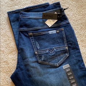 Men’s Straight Leg Jeans
